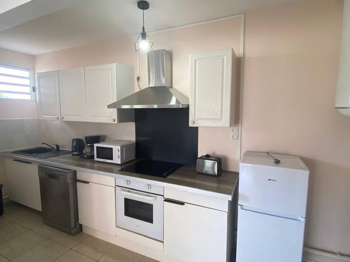 Gîte pour 6 personnes, avec piscine ainsi que jardin et terrasse dans Anse à l'Ane - 2