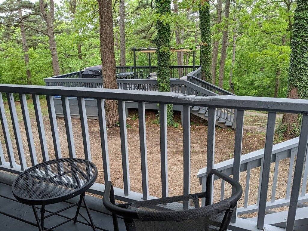 Loblolly Pines Centerpoint Camp House with Hot Tub in Eureka Springs, Carroll County (AR)
