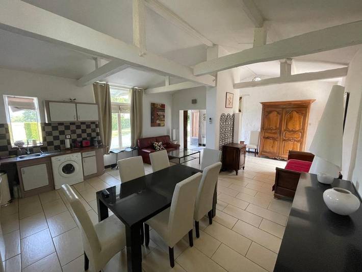Location de vacances pour 3 personnes, avec jardin ainsi que piscine et vue à Lempaut - 2
