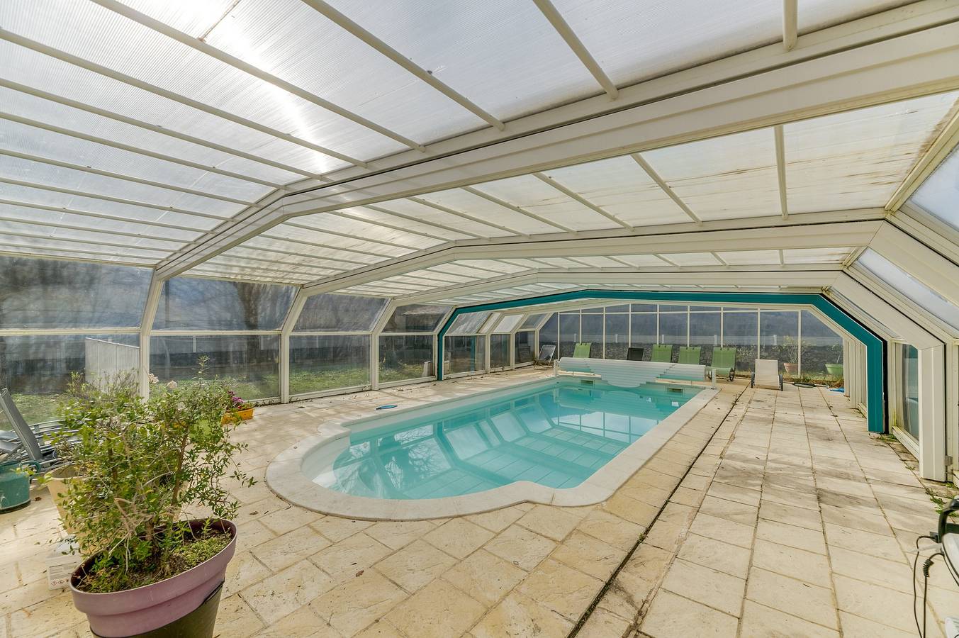Country House 'Logis Belledonne - Group' with Mountain View, Shared Pool, and Wi-Fi in Arvillard, Chambéry region
