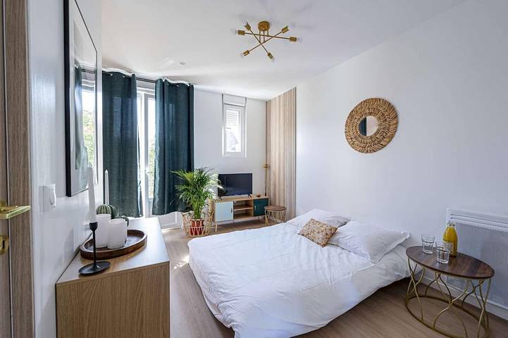 Appartement entier, Les Maisons Acajou / Charmant T2 équipé Spicy Art in Châtellerault, Vienne (France)