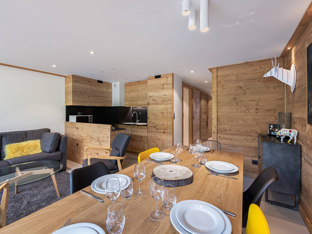 Ganze Wohnung, Komfortables Apartment 4-6 Pers., direkt an der Piste, Terrasse, Wifi, Bettwäsche inklusive in Saint-Bon-Tarentaise, Les Trois Vallées