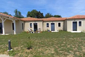 Gîte pour 7 personnes, avec jardin et terrasse à Villeréal