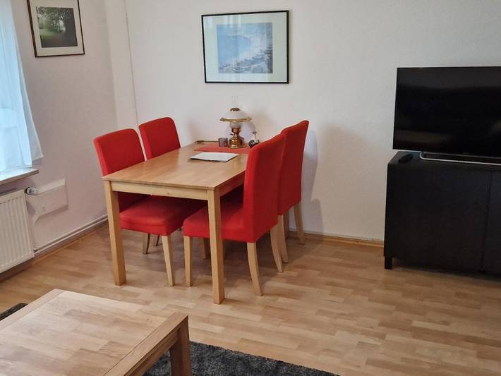Ferienwohnung für 4 Personen, mit Terrasse und Ausblick in Westerstede - 3