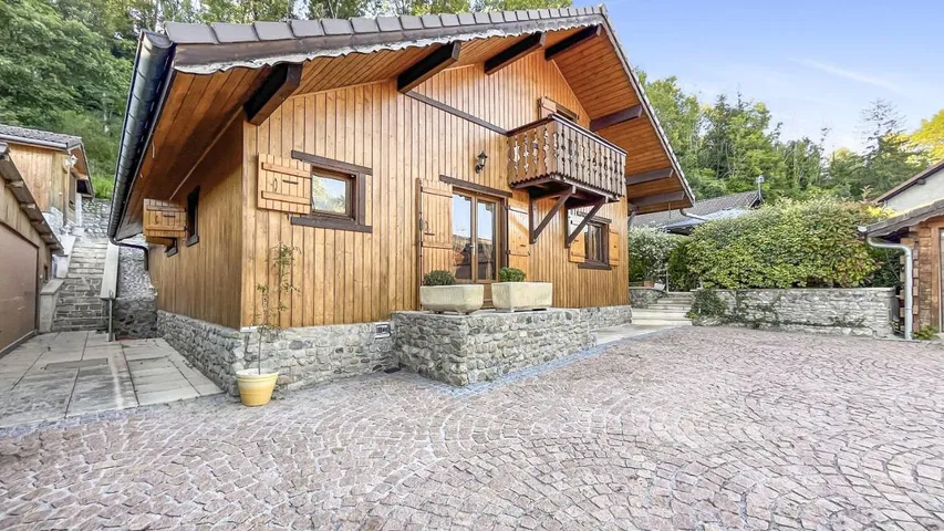 Chalet para 6 personas, con piscina y terraza - 1