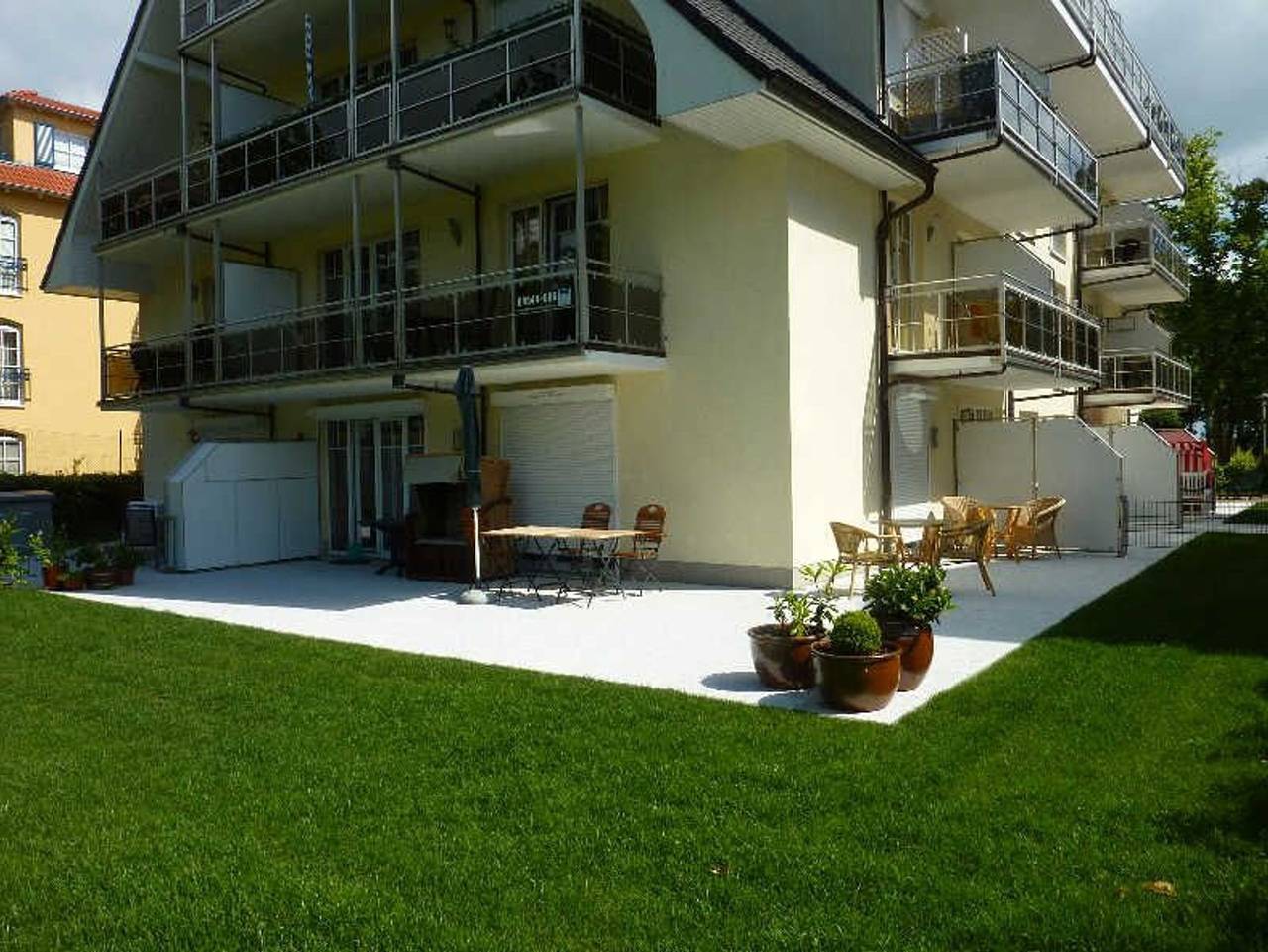 Ferienwohnung mit Terrasse am Ostseestrand - Ferienwohnung mit Terrasse am Ostseestrand in Baabe, Rügen