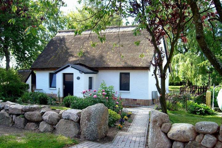 Ferienhaus für 4 Personen, mit Garten in Sagard