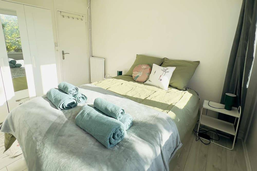 Maryvonne's House · 4 bedrooms · Southwest Terrace in Saint-Brieuc, Côte de Goëlo