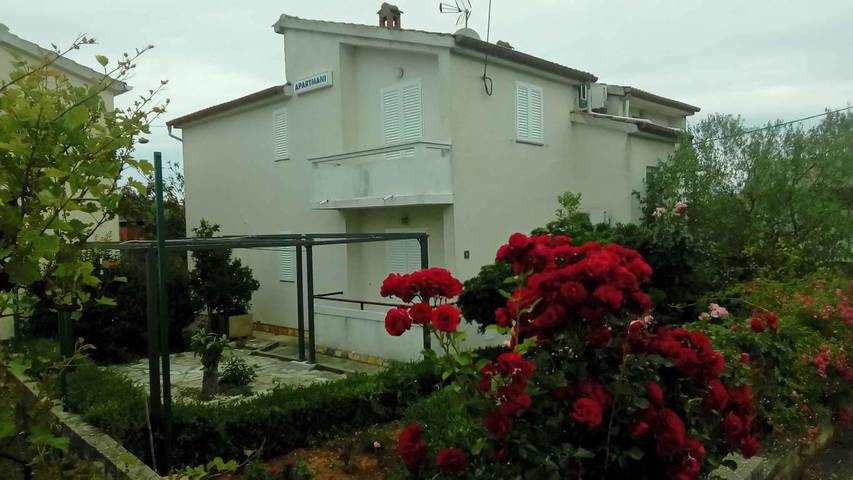 Ferienwohnung für 4 Personen, mit Balkon und Garten - 1
