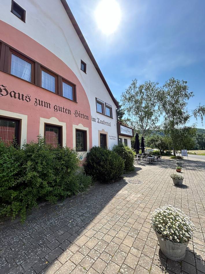 Pension für 2 Personen, mit Balkon/Terrasse