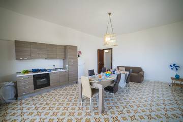 Maison De Vacances pour 8 Personnes dans Torre Dell'orso, Salento, Photo 2