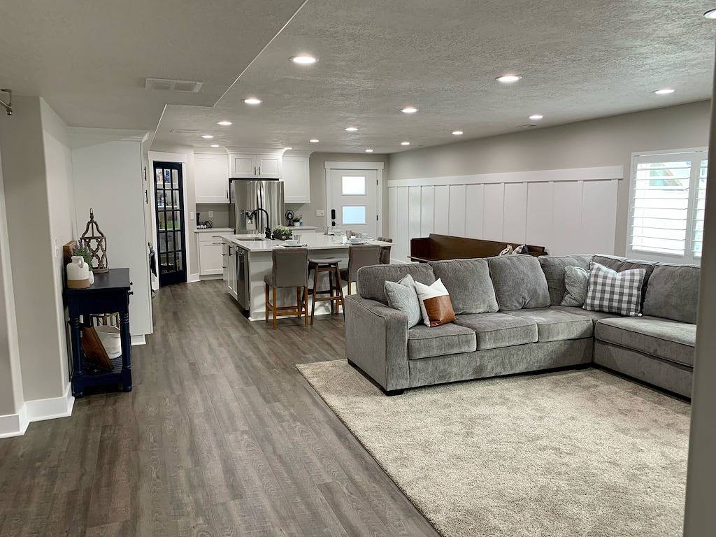 Location, comfort and cleanliness.
Whole basement 1600-plus square feet. in Lehi, Utah Lake