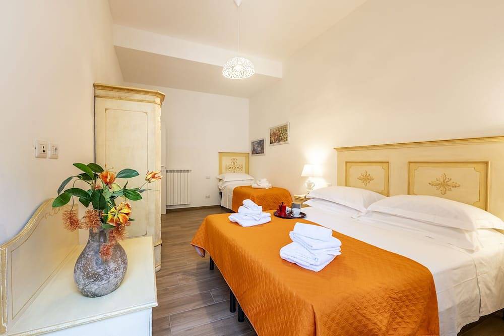 Apartamento entero, Alessandro Holiday House - Merlot house with mini-pool in the center of Greve in Greve In Chianti, Chianti