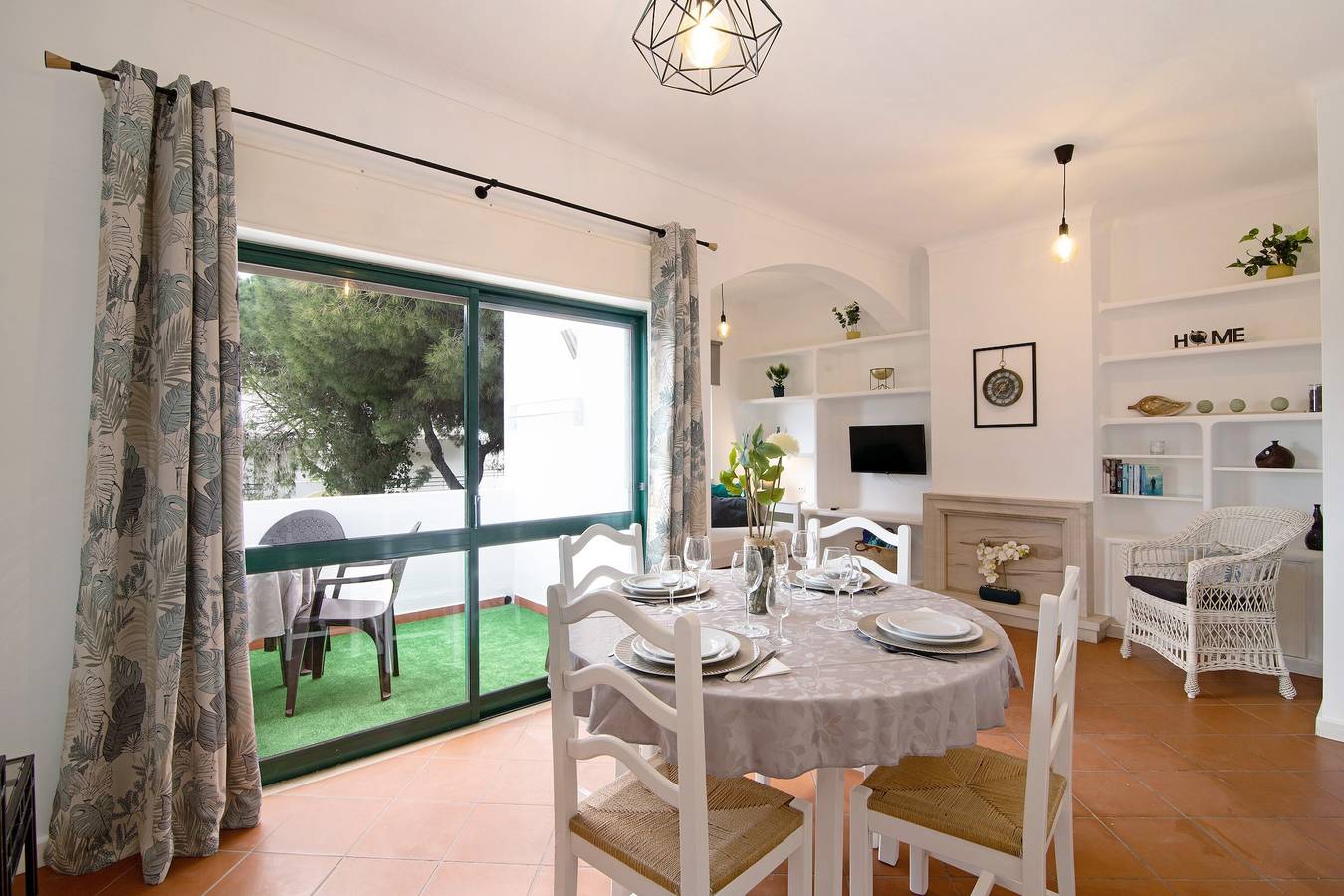 Appartement entier, Appartement "Medusa", proche mer avec balcon et Wi-Fi in Praia da Falésia, Albufeira