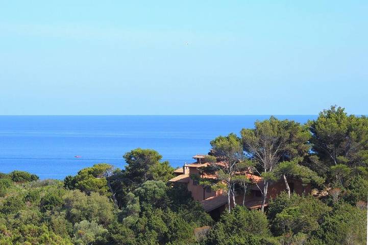 Ferienhaus für 4 Personen, mit Terrasse und Garten auf Isola del Giglio