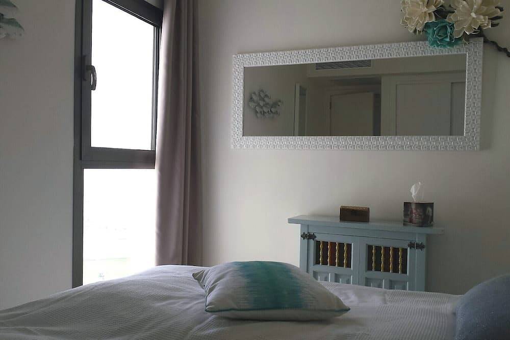 Ganze Wohnung, Exclusives Appartement direkt an der Bucht von Cala  Millor, Wlan, Klimaanlage in Cala Millor, Sant Llorenç des Cardassar