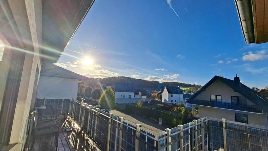 Ferienwohnung für 4 Personen, mit Balkon und Terrasse sowie Garten und Ausblick