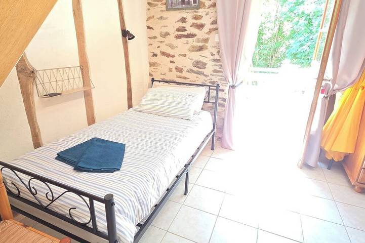 Location de vacances pour 4 personnes à Vieillevie - 2