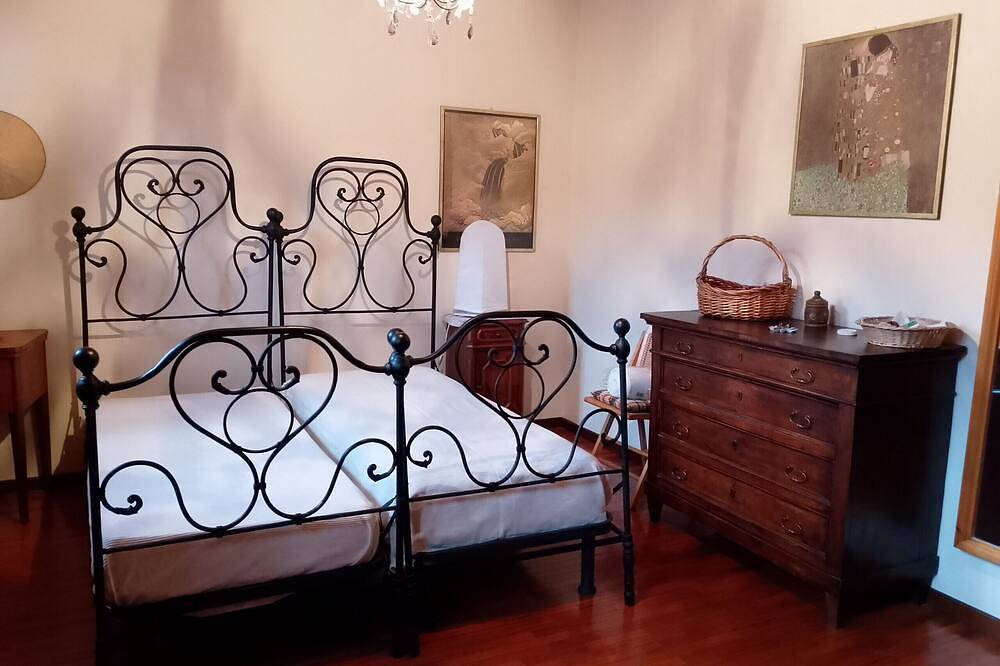 Entire apartment, Belle Arti - Affitti Brevi Italia in Modena, Modena Province