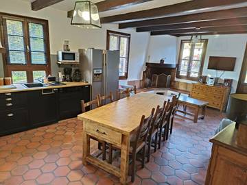 Gîte pour 6 personnes, avec jardin, animaux acceptés à Boisset (Cantal)