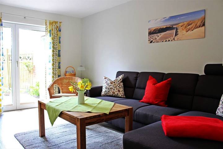 Ferienhaus für 4 Personen, mit Terrasse und Ausblick sowie Garten, mit Haustier in Vollerwiek - 2