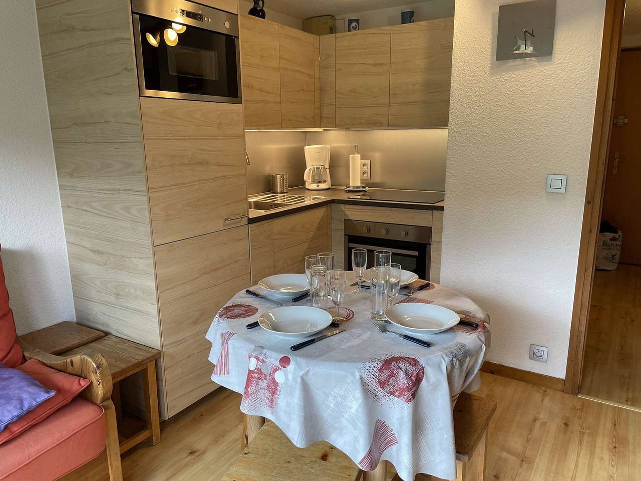 Apartamento entero, Encantador apartamento en Praz Sur Arly - 5 personas, parking y guardaesquís in Praz-sur-Arly, Pays du Mont-Blanc