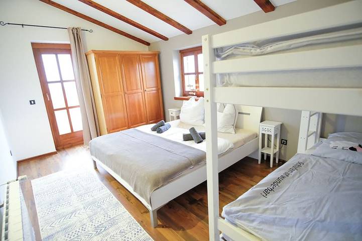 Ferienhaus für 6 Personen, mit Balkon und Whirlpool sowie Garten in Nova Vas - 2