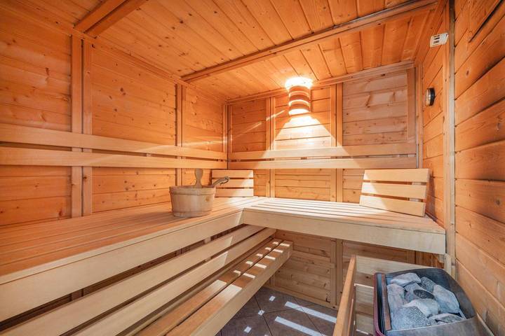 Ferienwohnung für 4 Personen, mit Seeblick und Sauna sowie Ausblick und Garten, mit Haustier in Loddin - 2