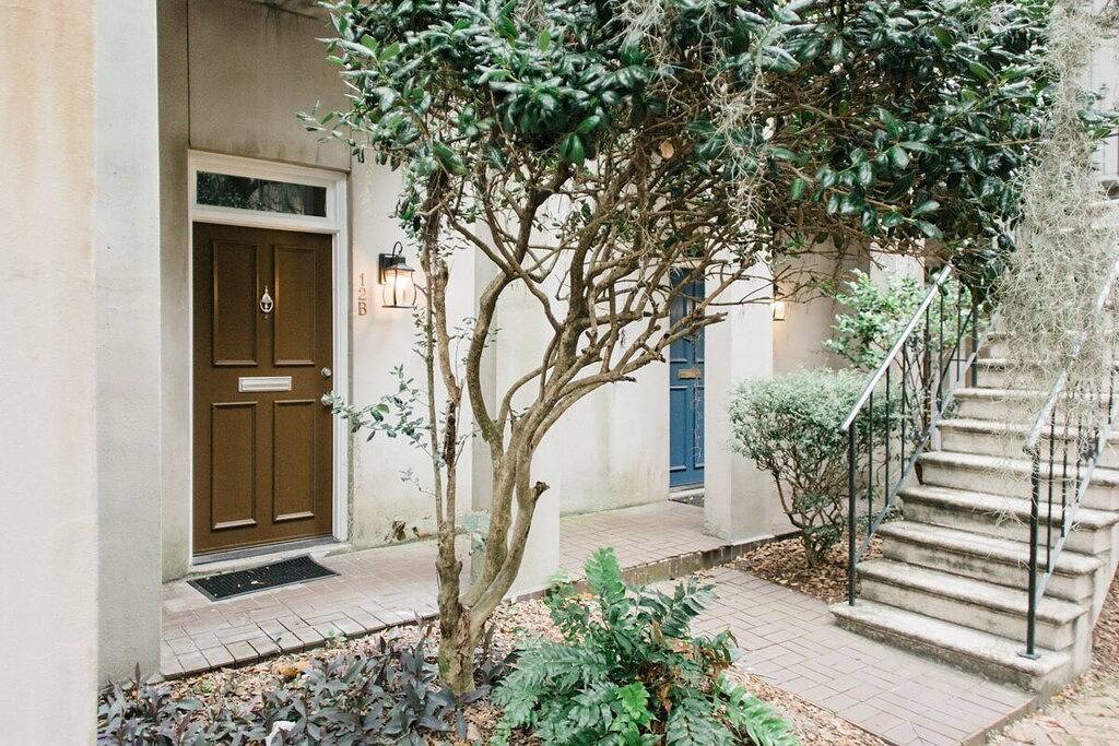 Ganze Wohnung, Schickes Apartment an der Küste im Forysth Park mit Parkmöglichkeiten bei Lucky Savannah in Savannah, Chatham County