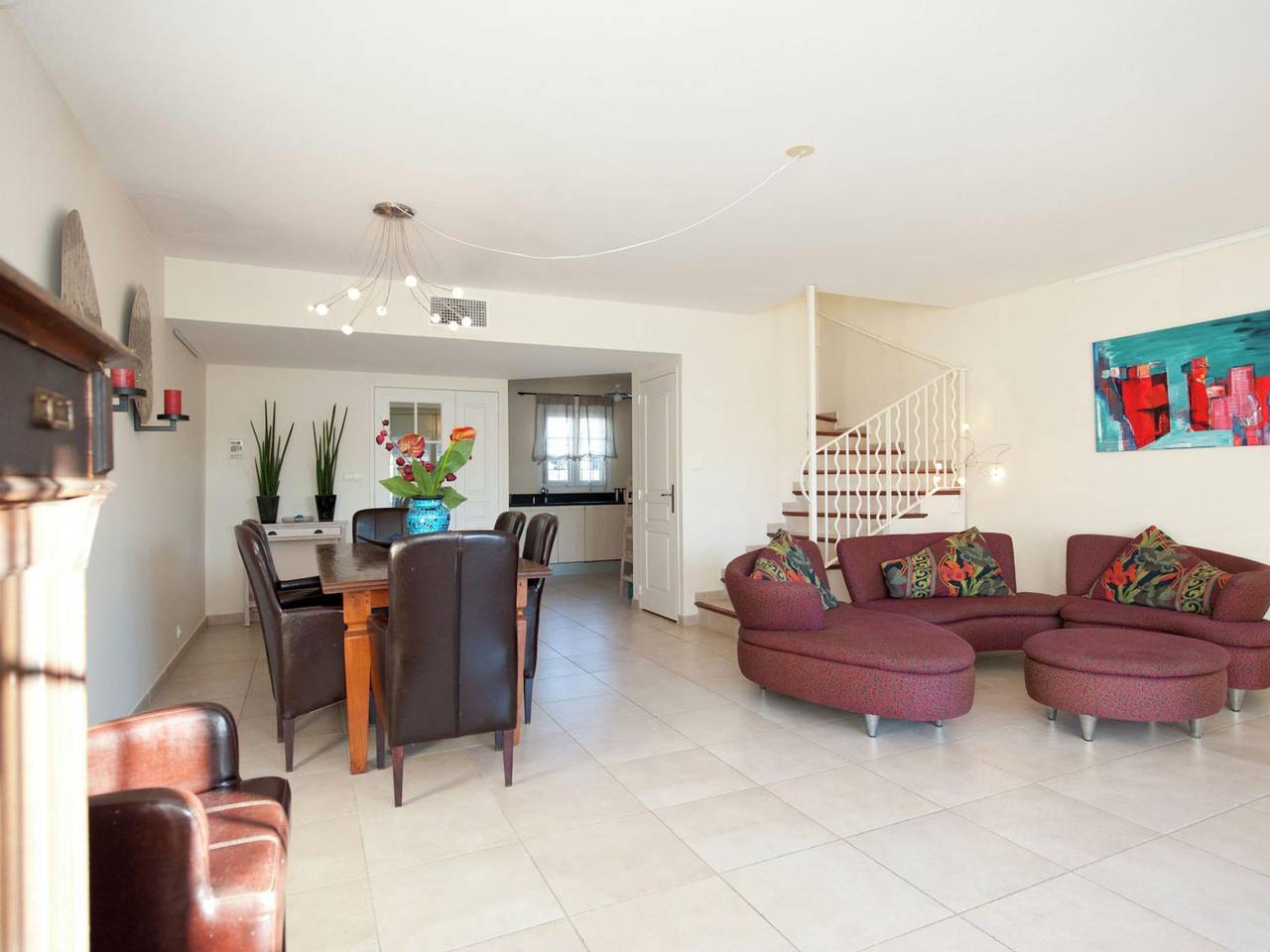 Modern Villa near Sea in Aigues Mortes with Balcony & Terrace in Aigues-Mortes, Côte d'Améthyste