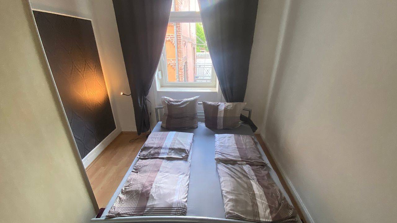 Ganze Ferienwohnung, Ferienwohnung für 6 Personen (80 m²) in Wiesbaden in Wiesbaden, Rheingau