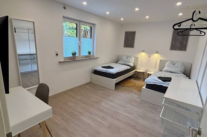 Modern bungalow Parking lot Kitchen Quiet Du in Duisbourg, Bas-Rhin