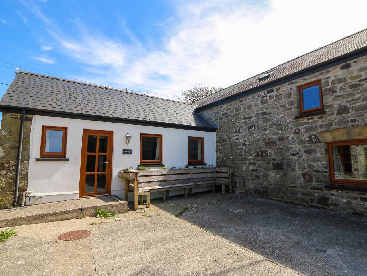 Cove Cottage in Penbryn, Cardigan Bay