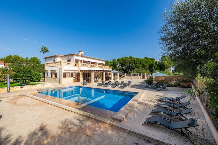 Finca für 16 Personen, mit Balkon und Garten in Calas de Mallorca