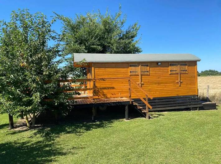 Maison de campagne pour 4 personnes, avec Balcon et Terrasse ainsi que Jardin et Vue dans Soirans