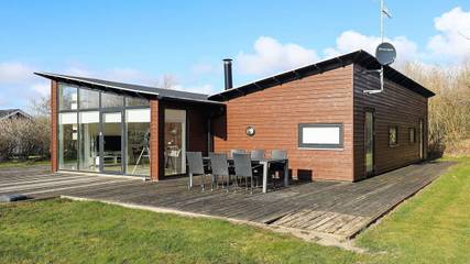 Ferienhaus für 6 Personen, mit Terrasse und Whirlpool, mit Haustier in Kærgården