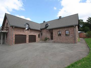 Maison De Vacances pour 18 Personnes dans Waimes, Hautes Fagnes, Photo 1