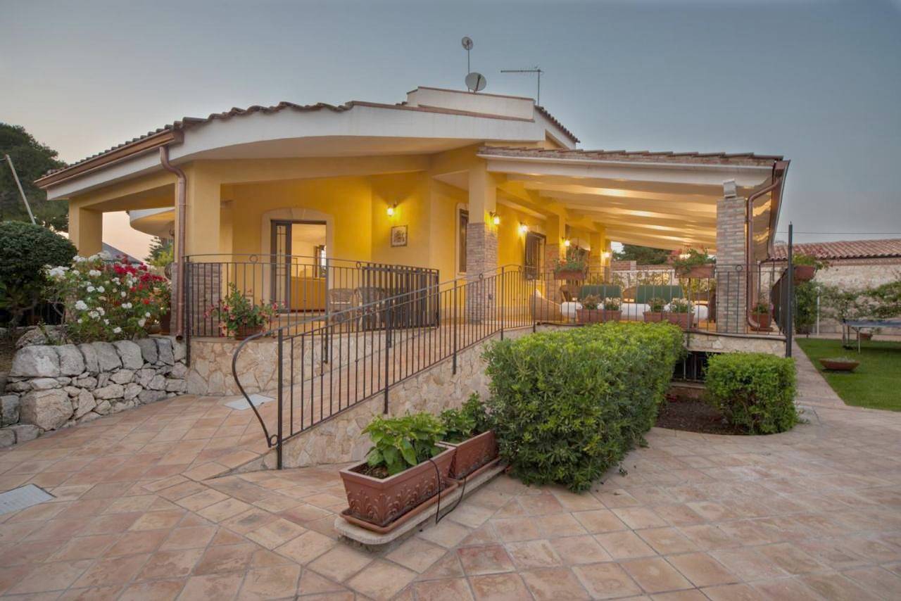Villa in Punta Milocca, Syrakus