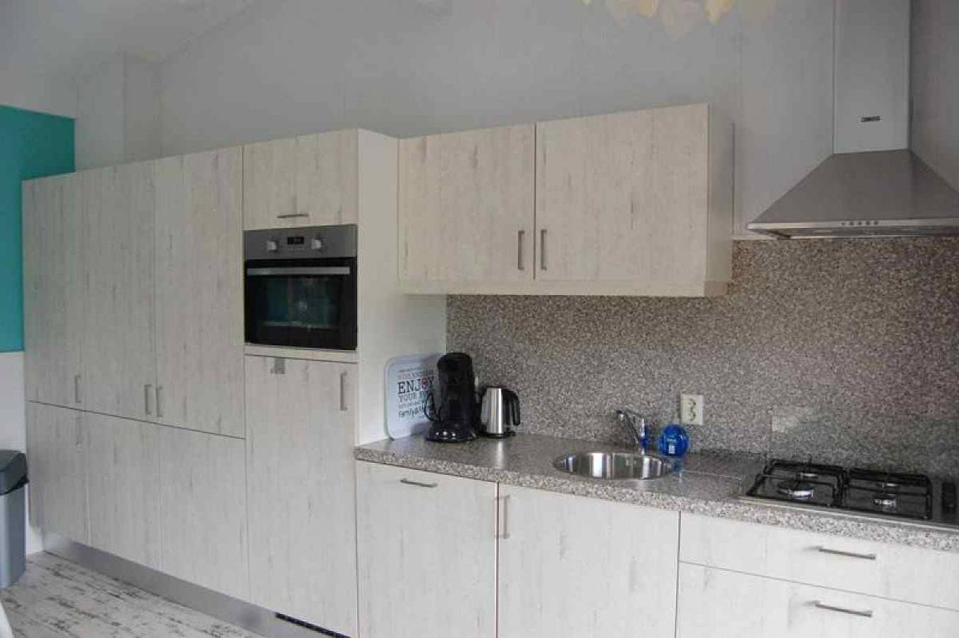 Luxurious 2-person cottage with sauna and outdoorspa near Weerribben-Wieden National Park. in Sint Jansklooster, National Park Weerribben-Wieden