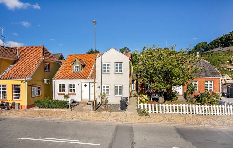 Ferienhaus für 4 Personen, mit Terrasse und Garten in Sonderburg
