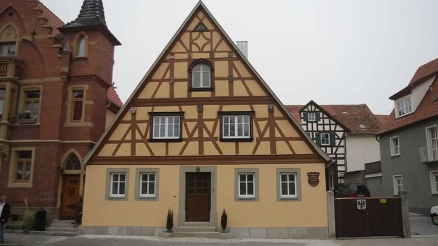 Ferienwohnung für 4 Personen, mit Sauna und Garten in Bad Windsheim