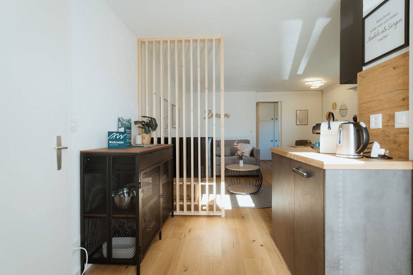 Ganze Wohnung, Apartment Kleines Daheim – Die ideale moderne Ferienwohnung mit kleiner Gartenoase in Amden, Walensee