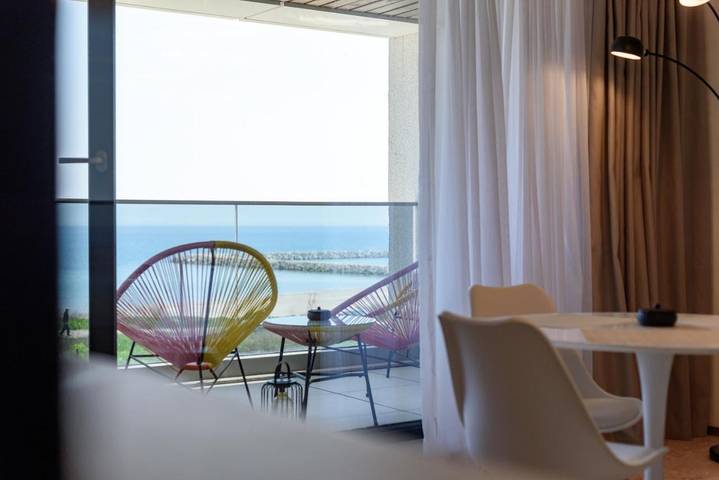 Ferienwohnung für 6 Personen, mit Balkon und Ausblick in Rumänien