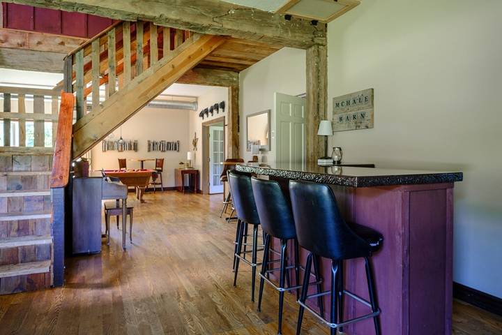 Vacation house for 20 people, with yard and terrace in Ohio