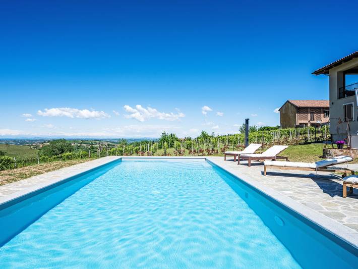 Appartamento intero, La Rosa in Costigliole d'Asti, Langhe