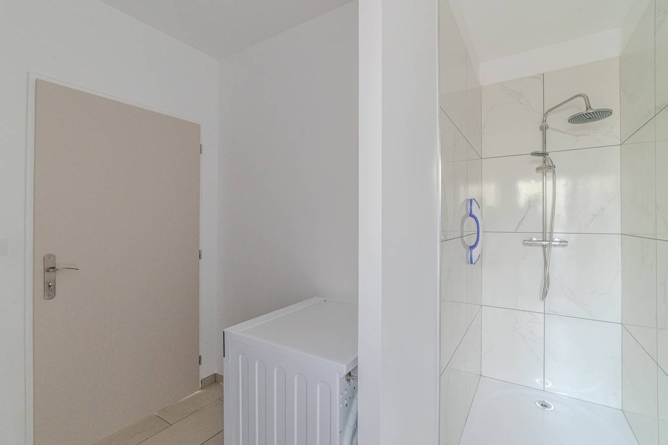 Appartement entier, La Demeure des Sources - Iris - Avec climatisation in Bourbon-Lancy, Région de Charolles