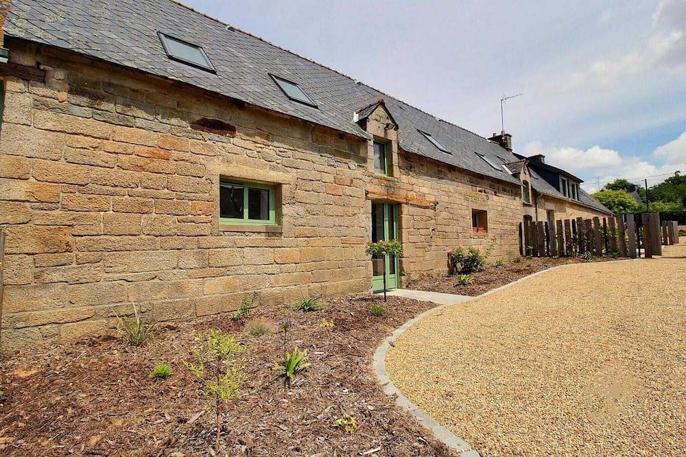 Atemberaubendes Ferienhaus in Neulliac in Neulliac, Pontivy und Umgebung