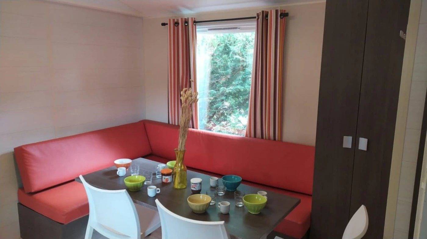 Zecamping 3 étoiles animé parc aquatique fitness mobil-home Tv clim in Saint-Maime, Parque natural regional del Luberon