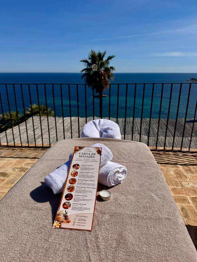 Chambre d’hôte pour 2 personnes, avec piscine ainsi que vue et jardin à Altea - 4