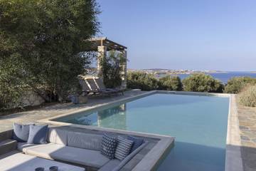Villa for 10 People in Paros, Paros Regional Unit, Photo 3